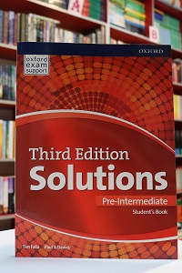 Solutions Pre-Intermediate 3rd